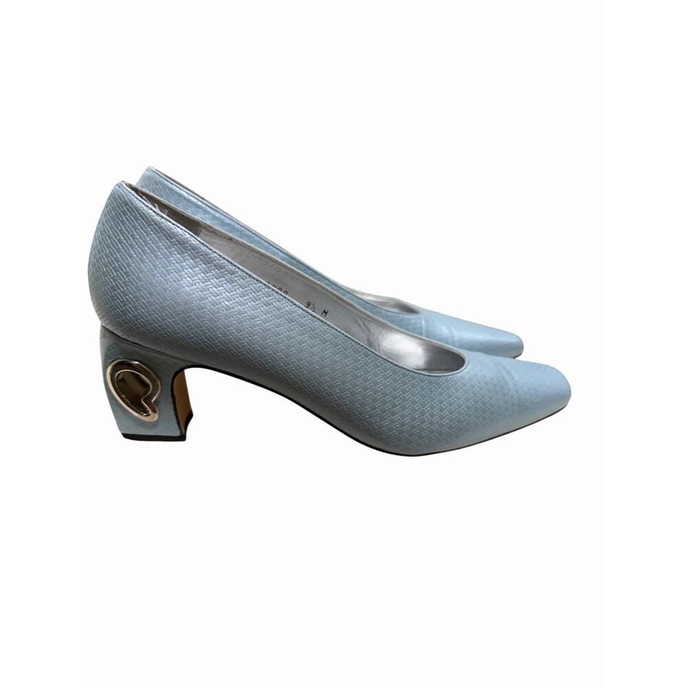 Vintage Women’s 9.5M Heart Cut Out Sculpture Heel square Toe Something Blue Glam
